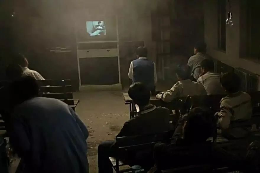 我六岁时,就被人用枪指着头 我六岁时,就被人用枪指着头