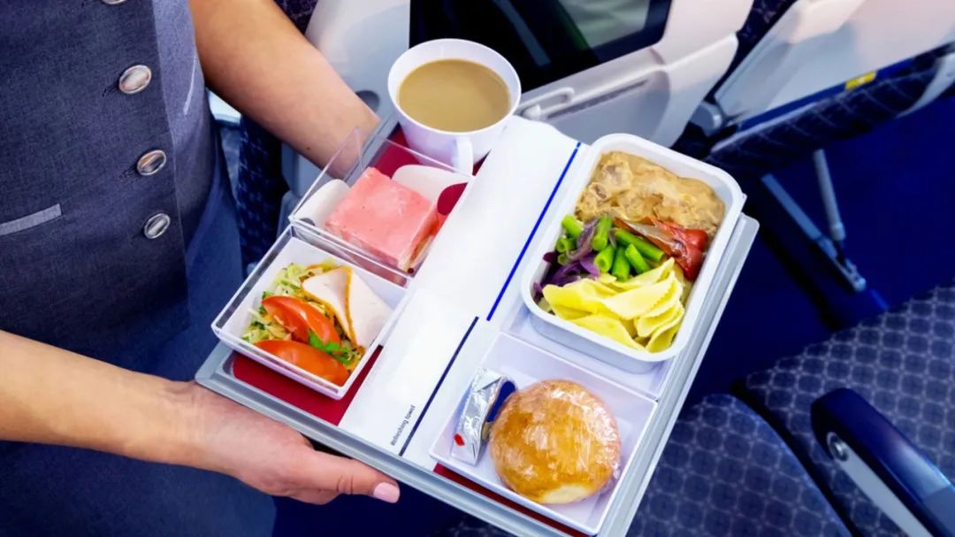 良食专栏 | 航空公司如何通过可持续创新,减少飞机餐浪费 良食专栏 | 航空公司如何通过可持续创新,减少飞机餐浪费