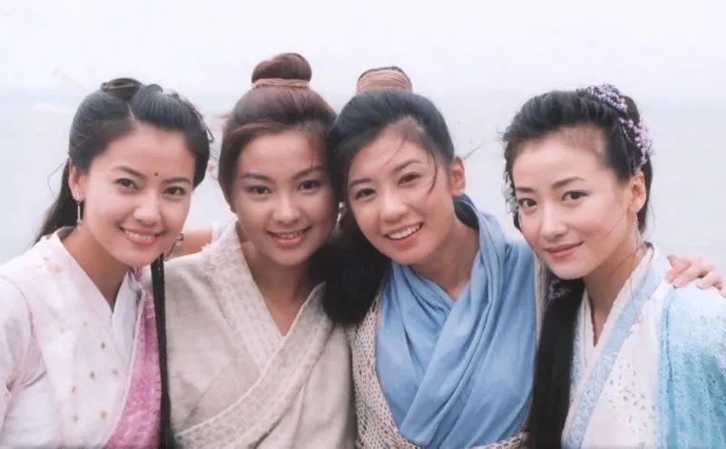 40岁后人生重来，普通女孩从贾静雯身上学什么？