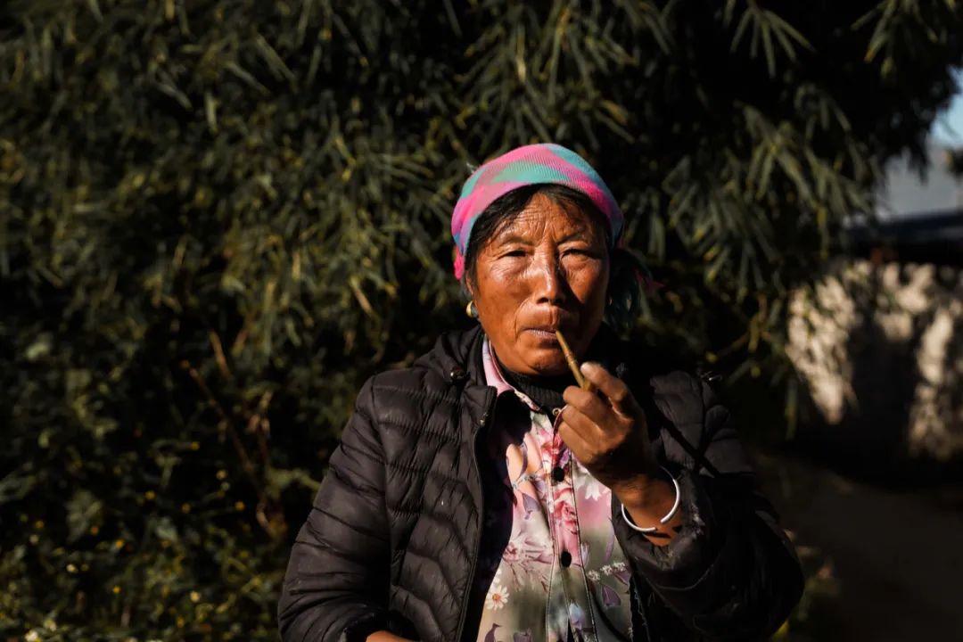 云南丽江｜藏在黄昏中的彝族村落