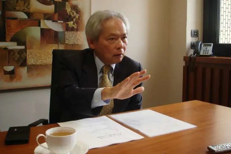 一名律师的自画像：如何形塑自己成为一名成功而受人敬重的律师